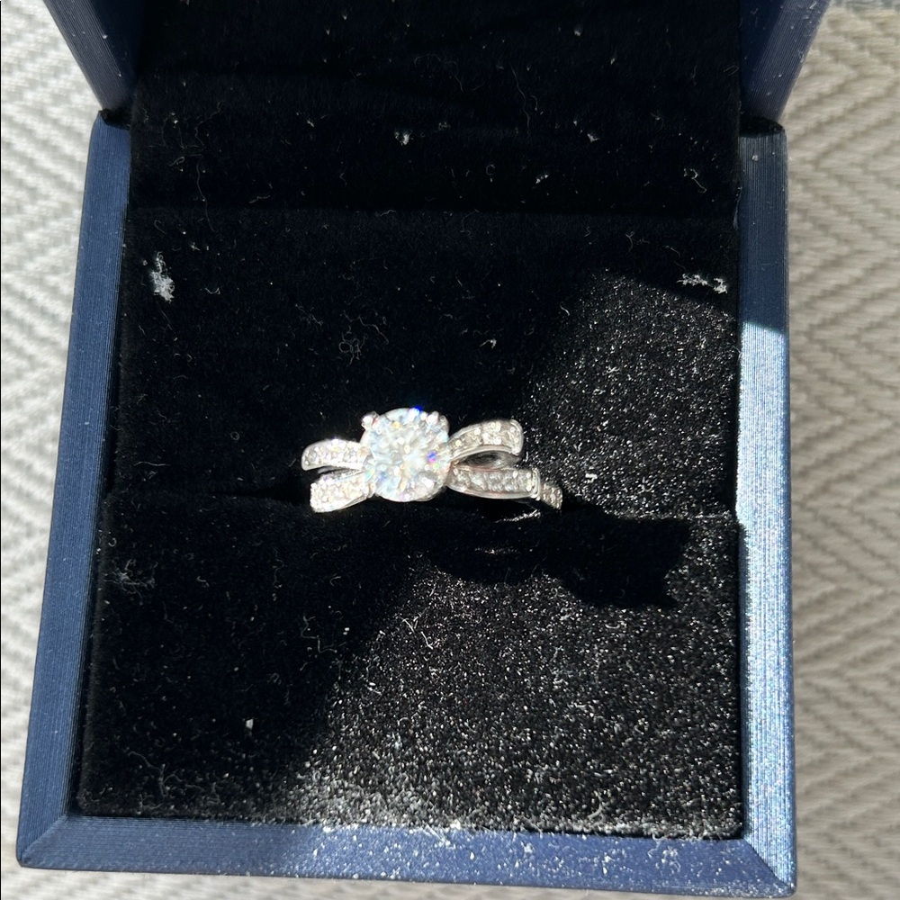 Beautiful Moissanite ring, size 6